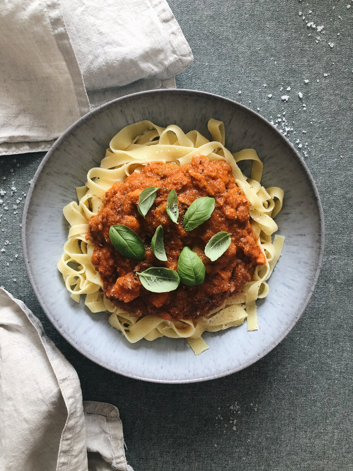 Tomatsauce med flydende urter